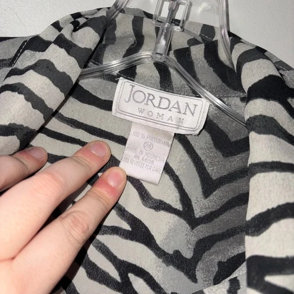 Jordan Woman Zebra Print Button Up Sheer Blouse Vintage 90s Sz 24 Office Career - Picture 2 of 4